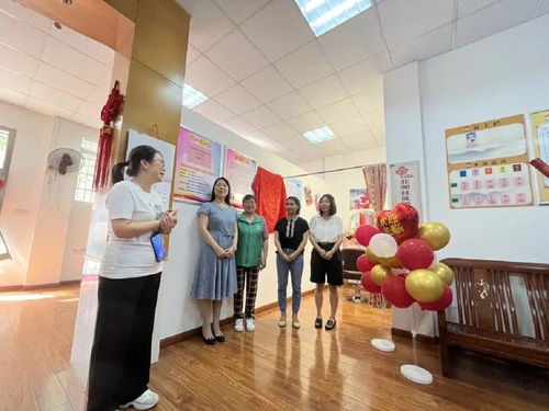 一把银剪传温情 理发奶奶十年如一日，为上万人次义务理发