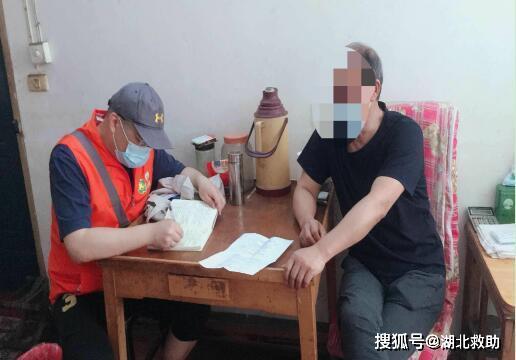 爱心理发暖人心，鄂州嘉和社工携手古楼街道八社区为残疾人提供免费上门服务